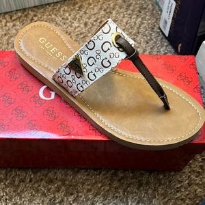 Brand new guess sandals